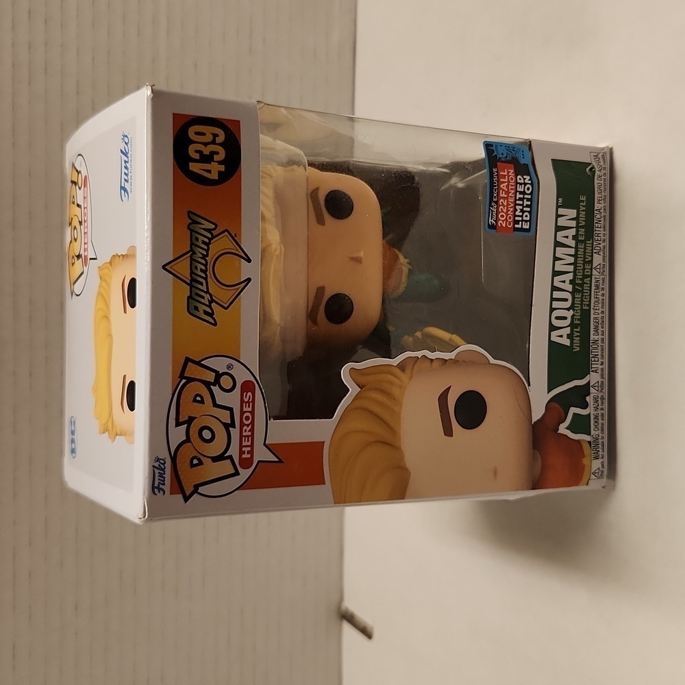 Aquaman Funko POP 2022 fall convention limited edition Heroes POP NWT